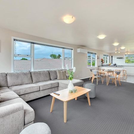 Fabulous Three Bedroom Home In Pakuranga Auckland Zewnętrze zdjęcie